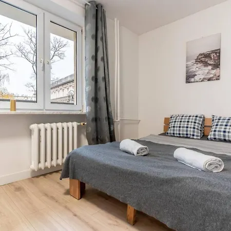 Apartment Golden - Bright And Cozy - Center - Kred *
